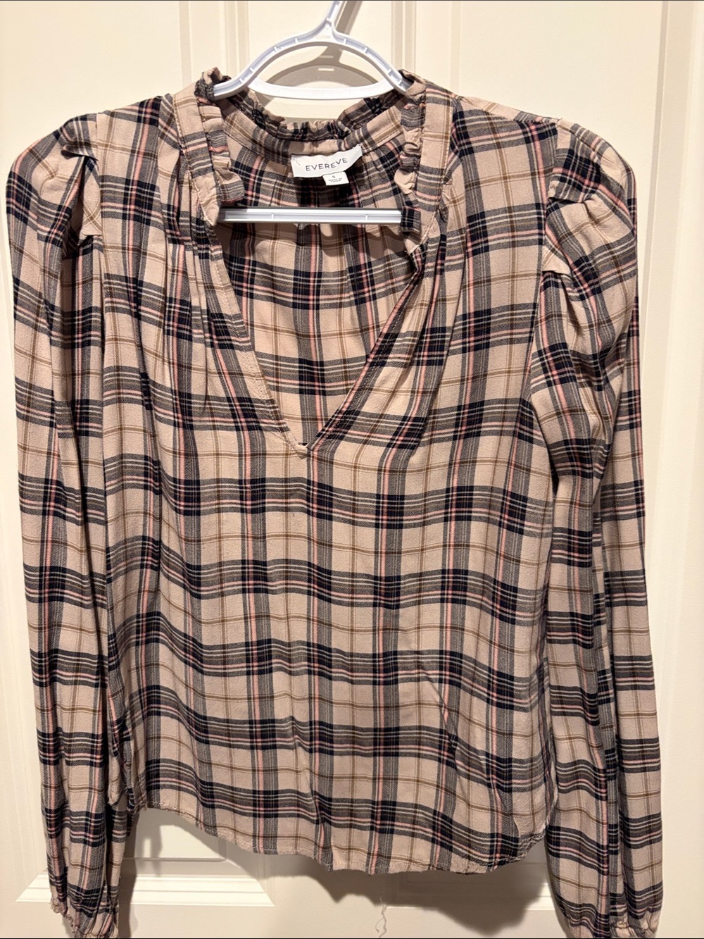Evereve Plaid V-Neck Ruffle Blouse in Beige, Black and Pink